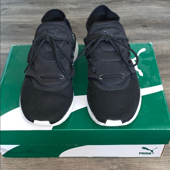 Shoes - Picture 3 of 3